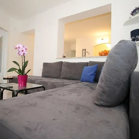 Apartment Doleco *
